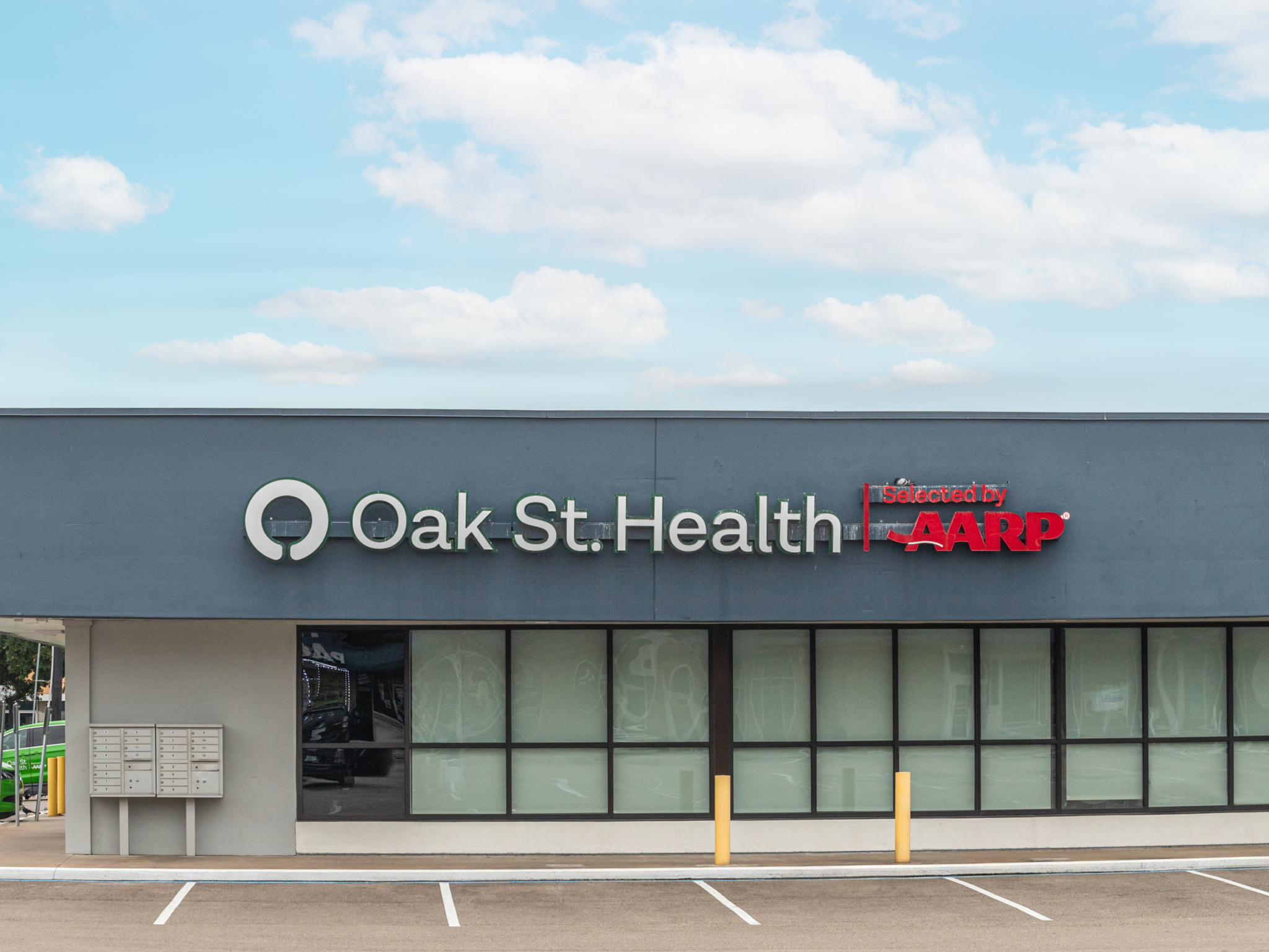 Oak Street Health West Bellfort Primary Care Clinic & Doctor's ...