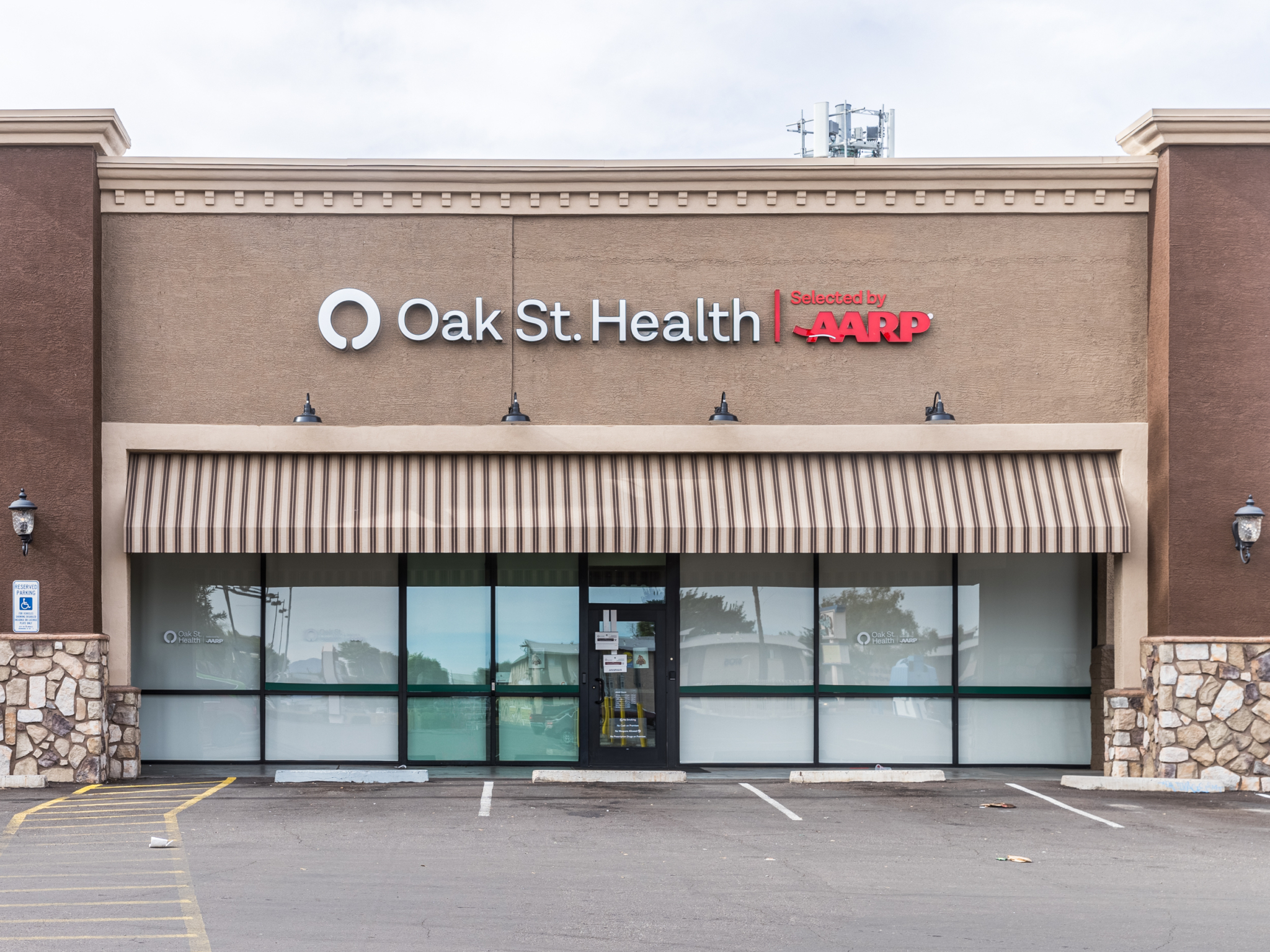 Glenfair Primary Care Clinic & Doctor's Office in Glendale, AZ